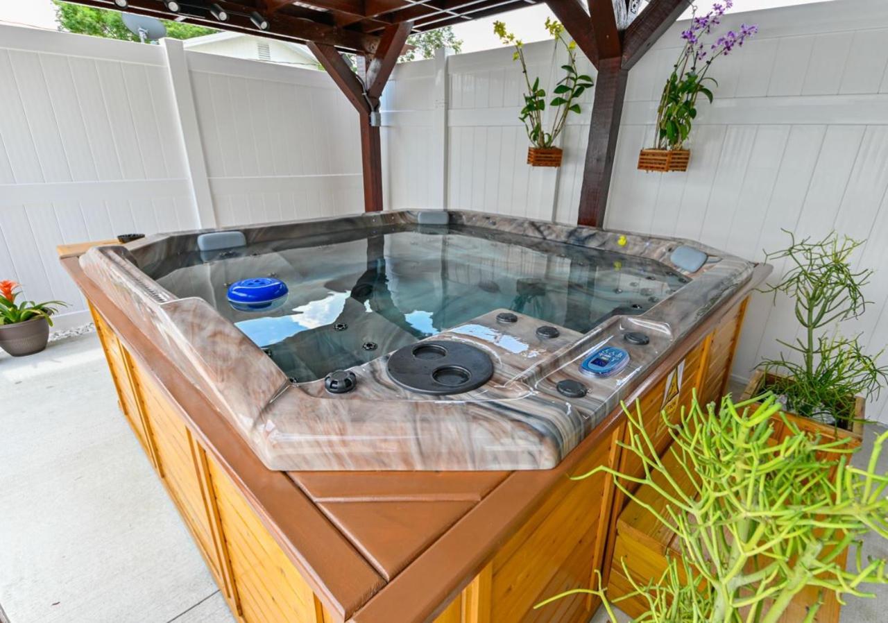 Paradise In Brandon With Luxurious 6 Person Spa Dış mekan fotoğraf